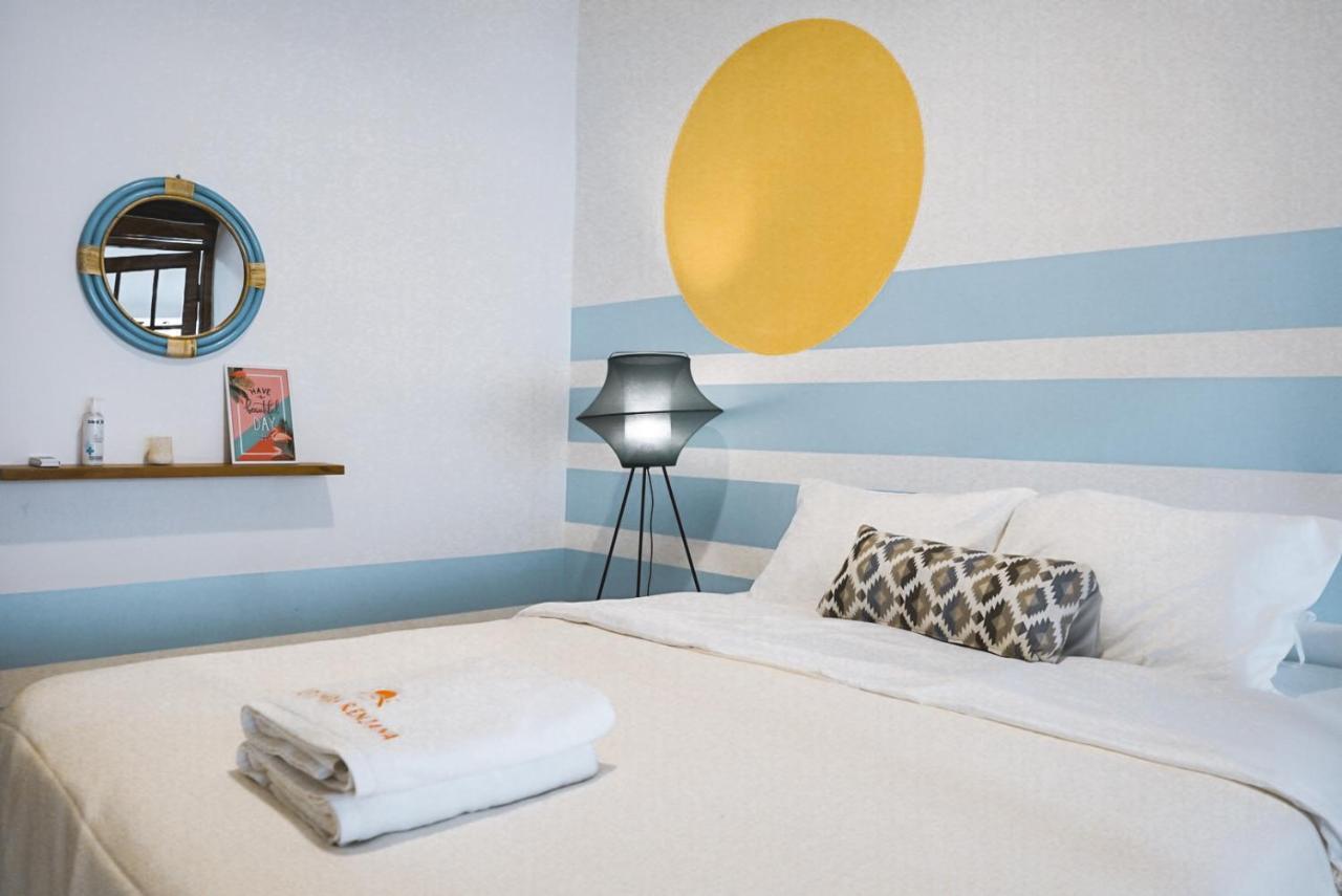 Roemah Renjana Bandung Bed & Breakfast Exterior foto