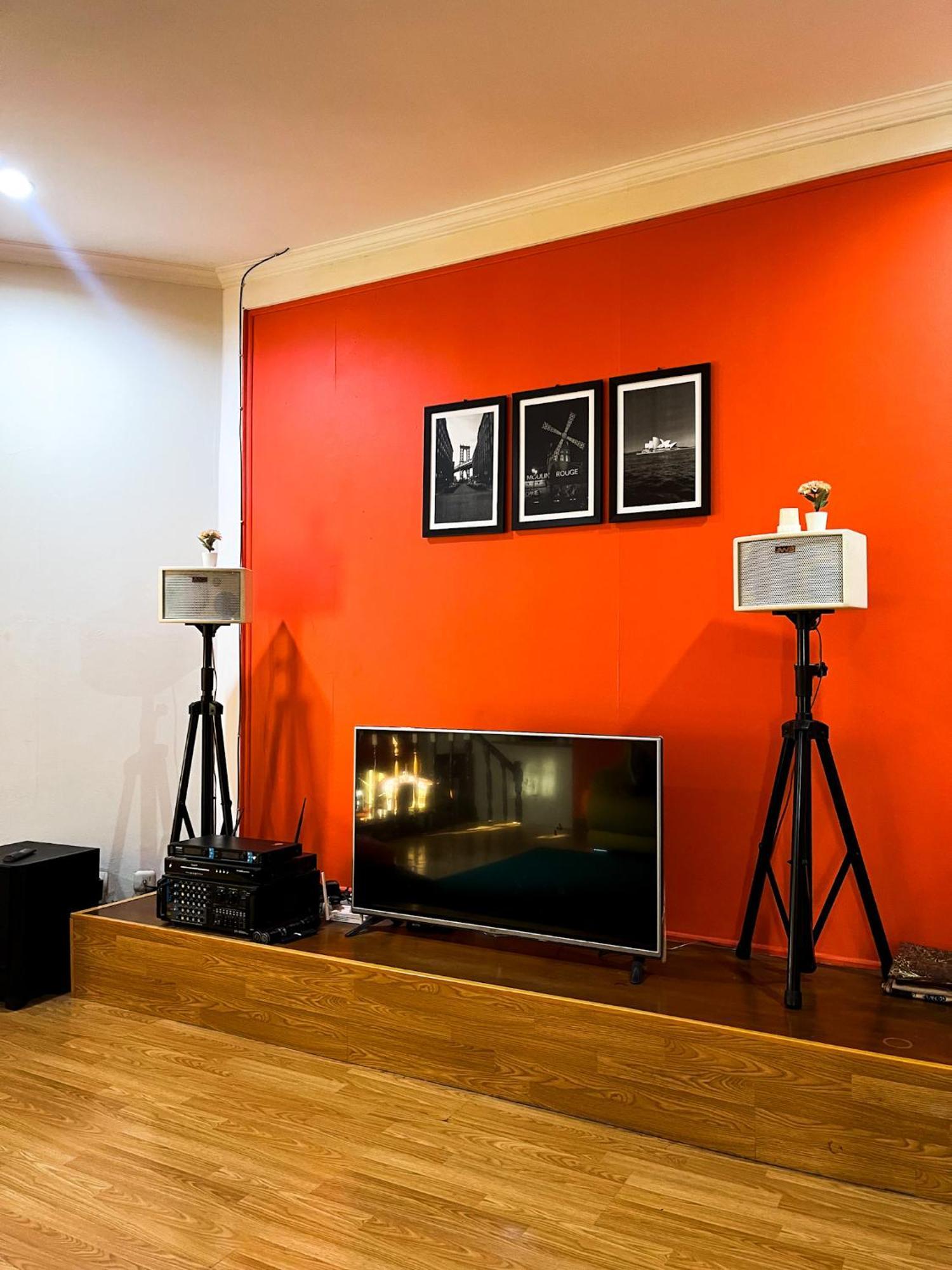 Roemah Renjana Bandung Bed & Breakfast Exterior foto